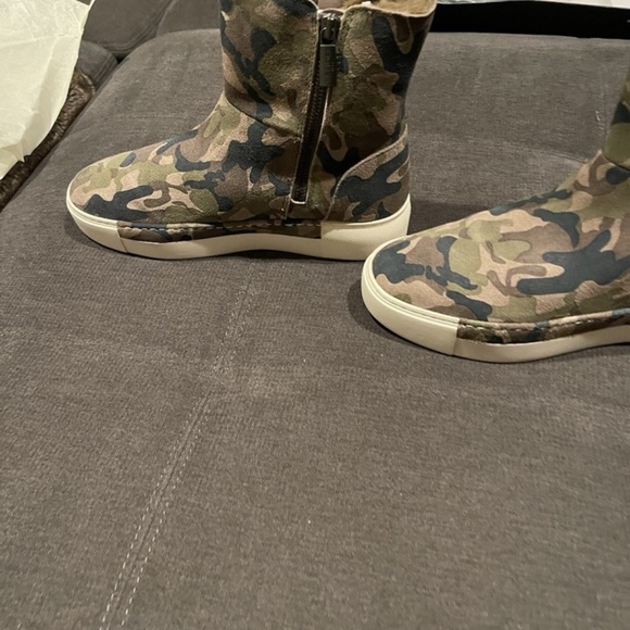 JD Slides Green Camo Suede Victory Boots Faux Fur Size 8.5 Booties - Picture 11 of 16